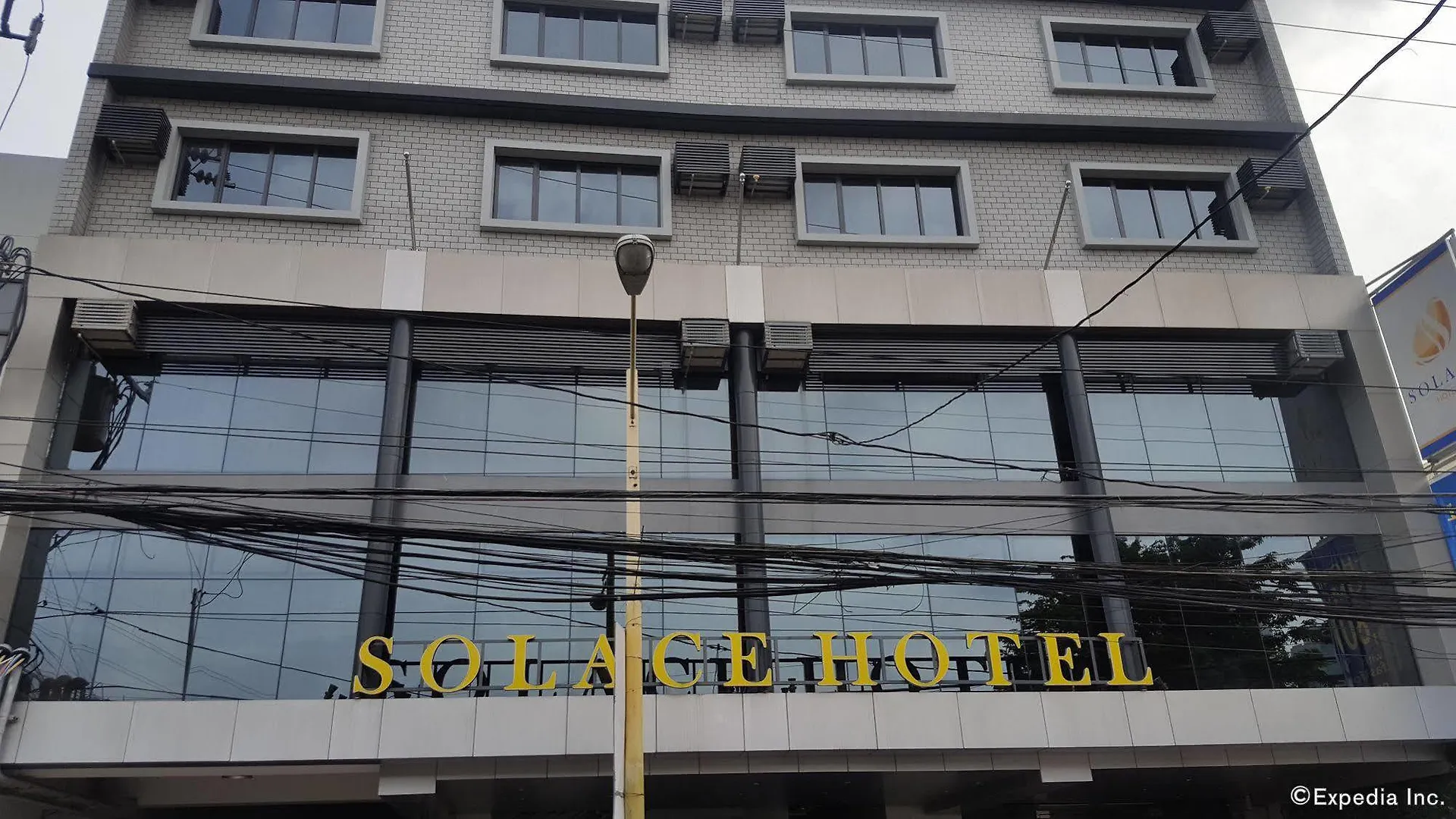 מנילה Solace Hotel