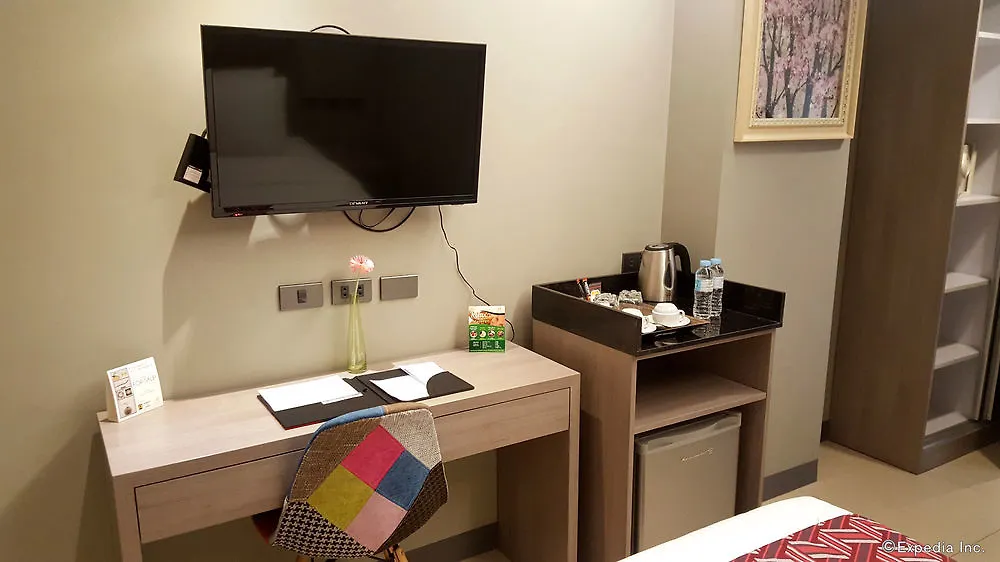 Solace Hotel  Makati City