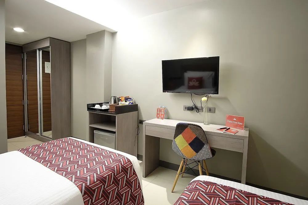 Solace Hotel 3*, Makati City Philippines
